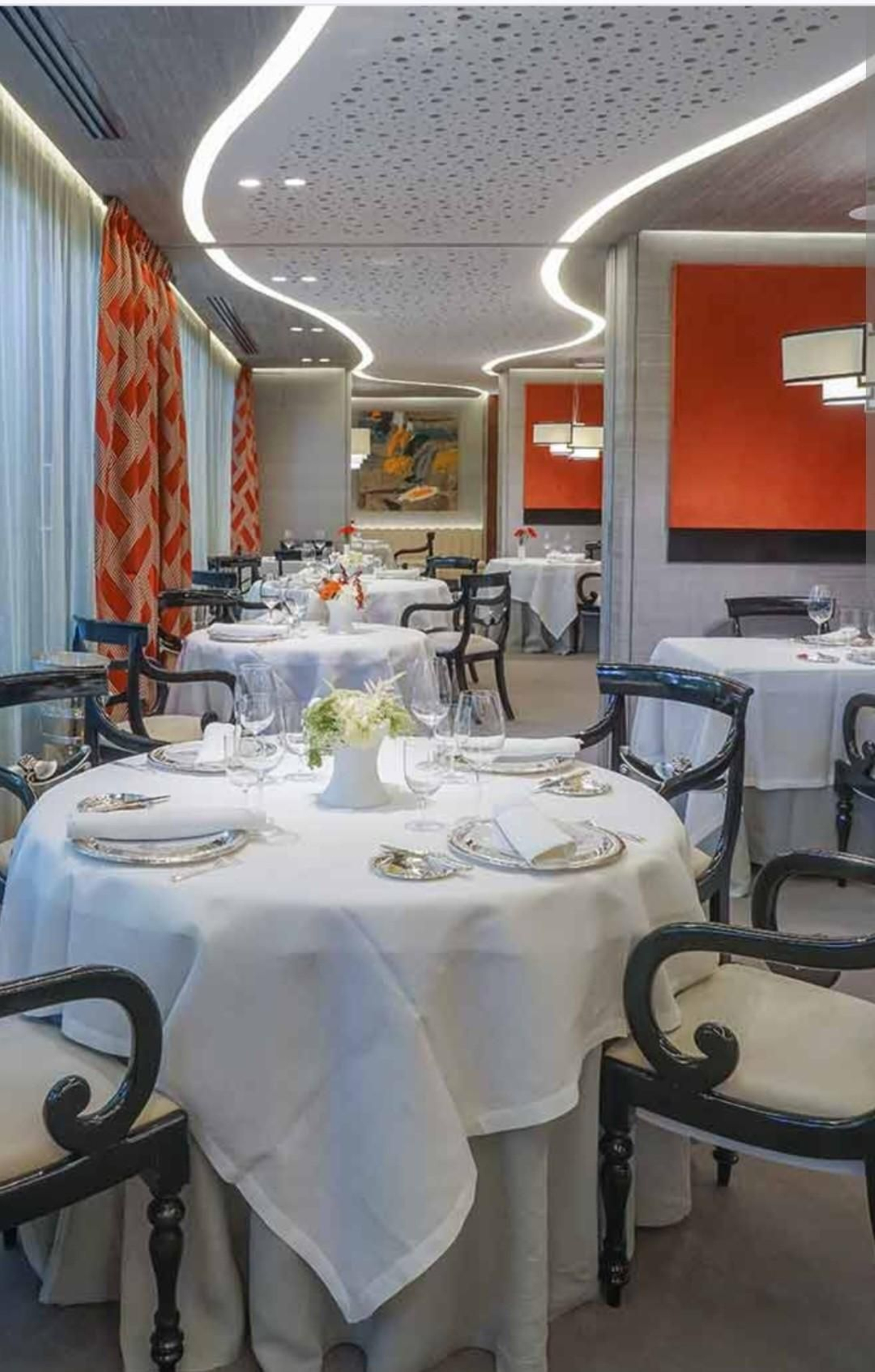 Salón de Zalacaín, restaurante histórico de Madrid