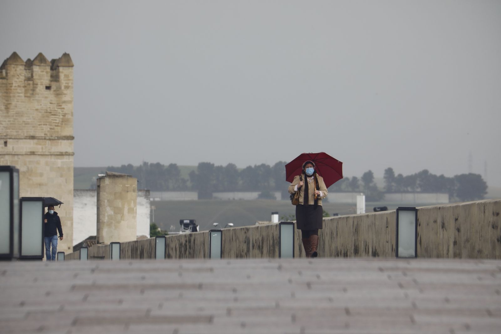 Las fotografías de un domingo lluvioso en Córdoba