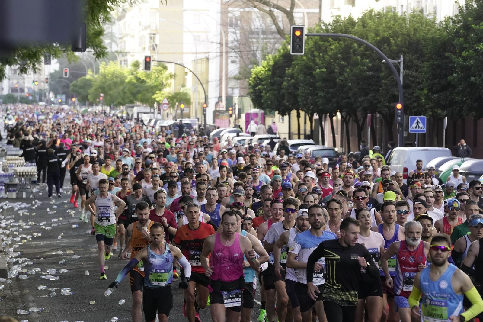 el Zurich Maratón de Sevilla 2026 por Lopez de Gomara, galería 1