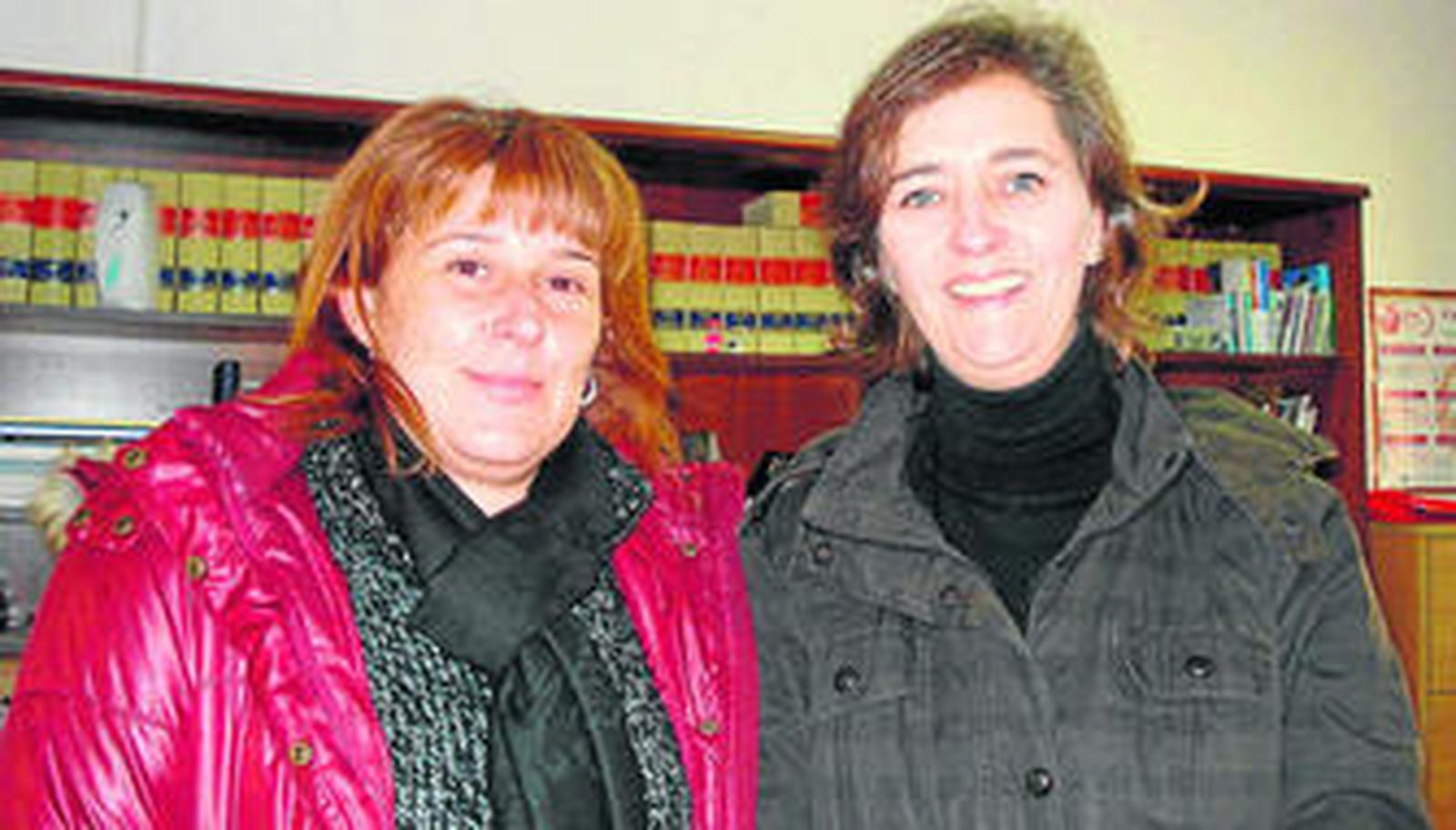 Montserrat Menasanch estuvo en Antas donde fue recibida por la concejal de Cultura, Loreto Soler.