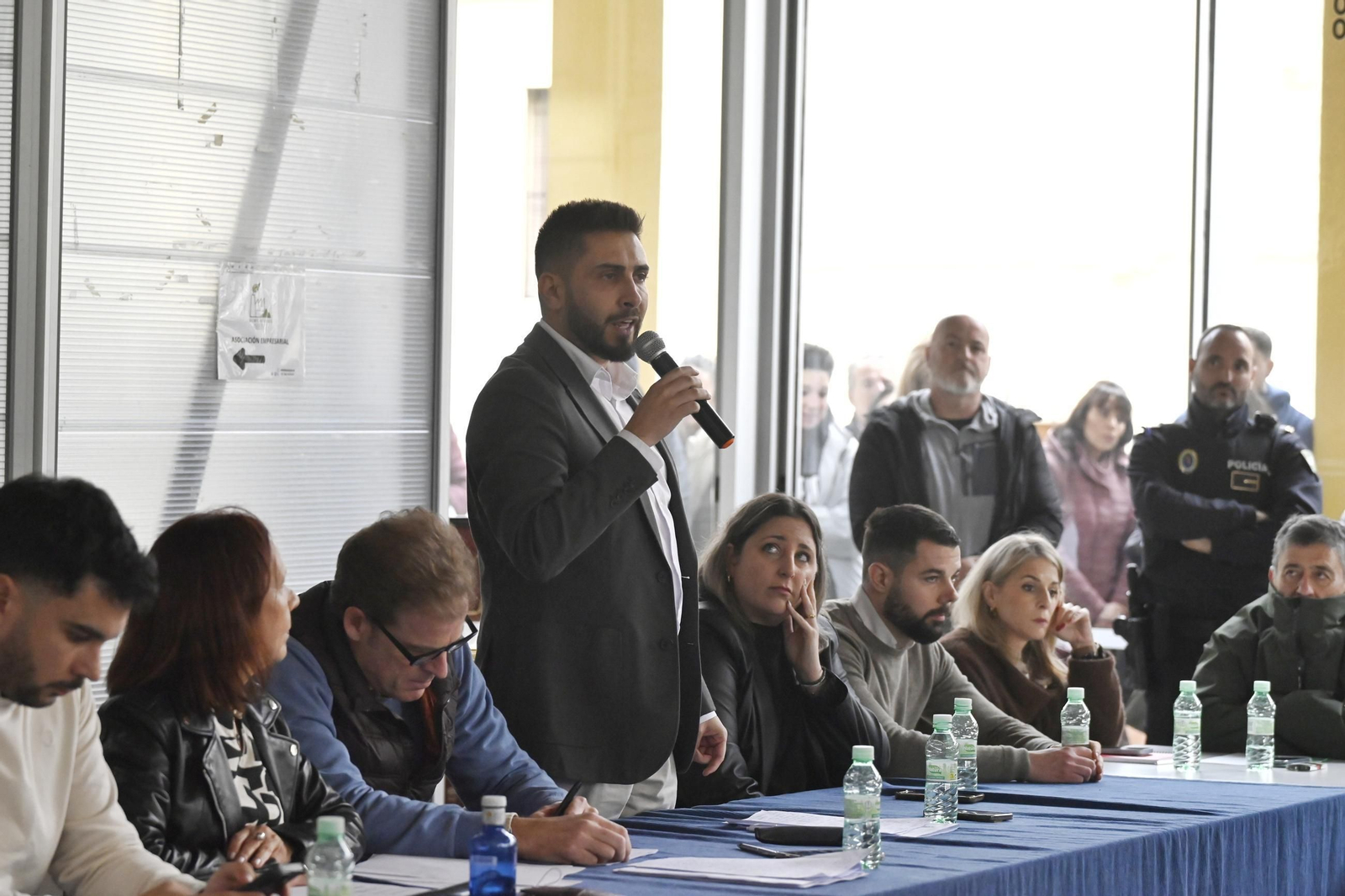 El tenso pleno de la moción de censura en Peñarroya-Pueblonuevo, en imágenes