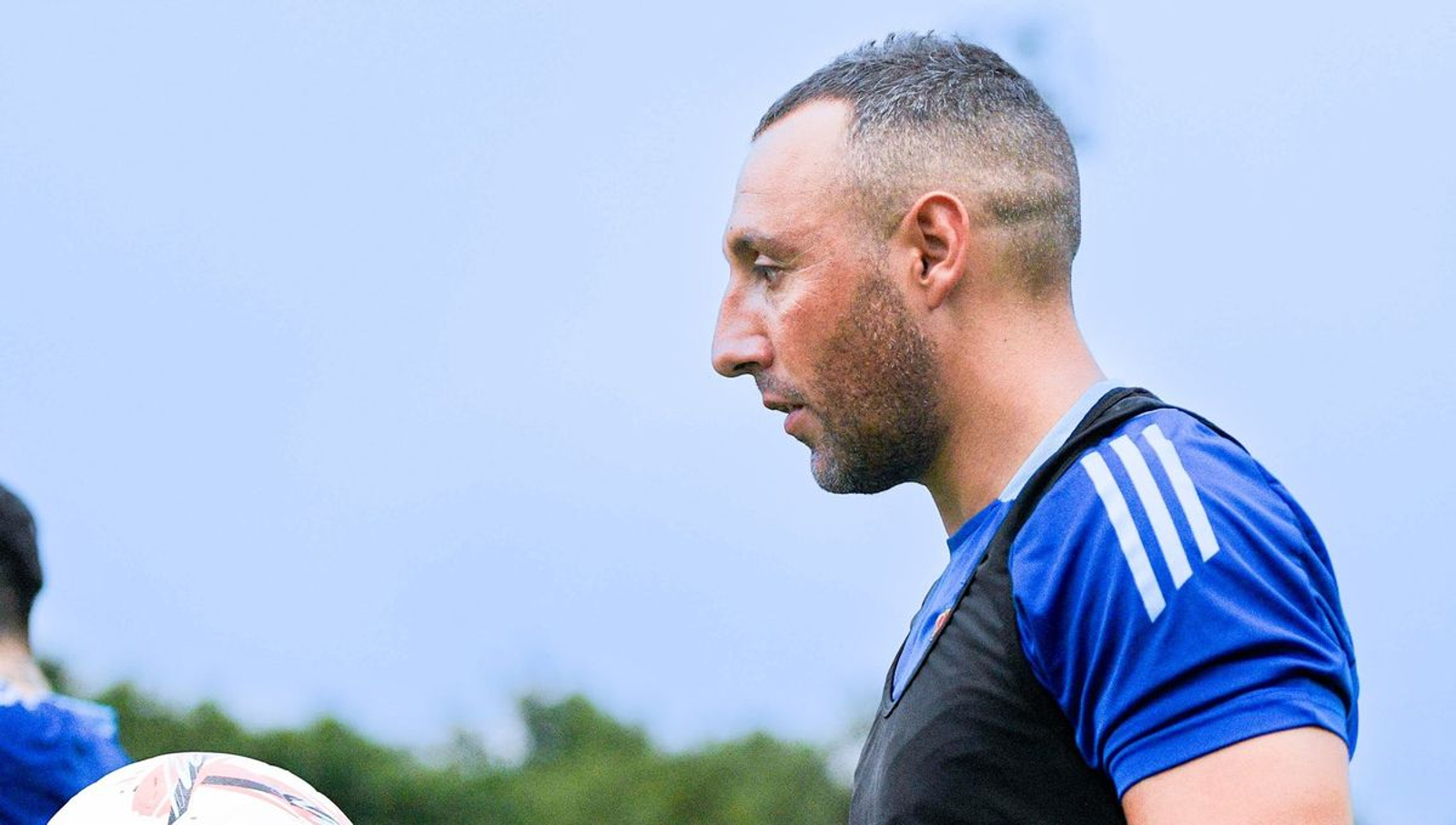 Santi Cazorla, en un entrenamiento del Real Oviedo