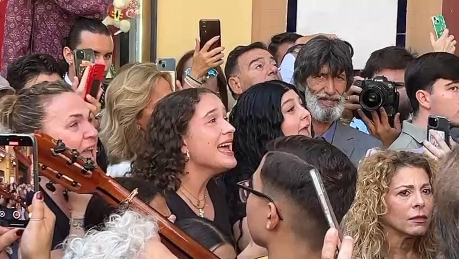 Sevilla a la Esperanza de Triana en el Baratillo