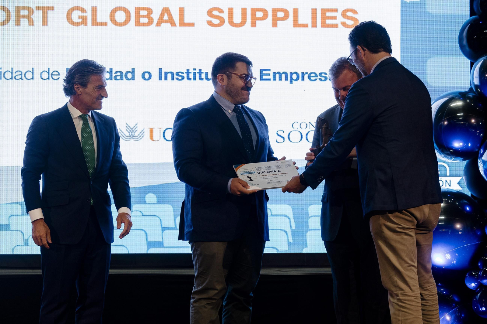 Las imágenes de la entrega de los IX Premios a la Implicación Social de la UCA