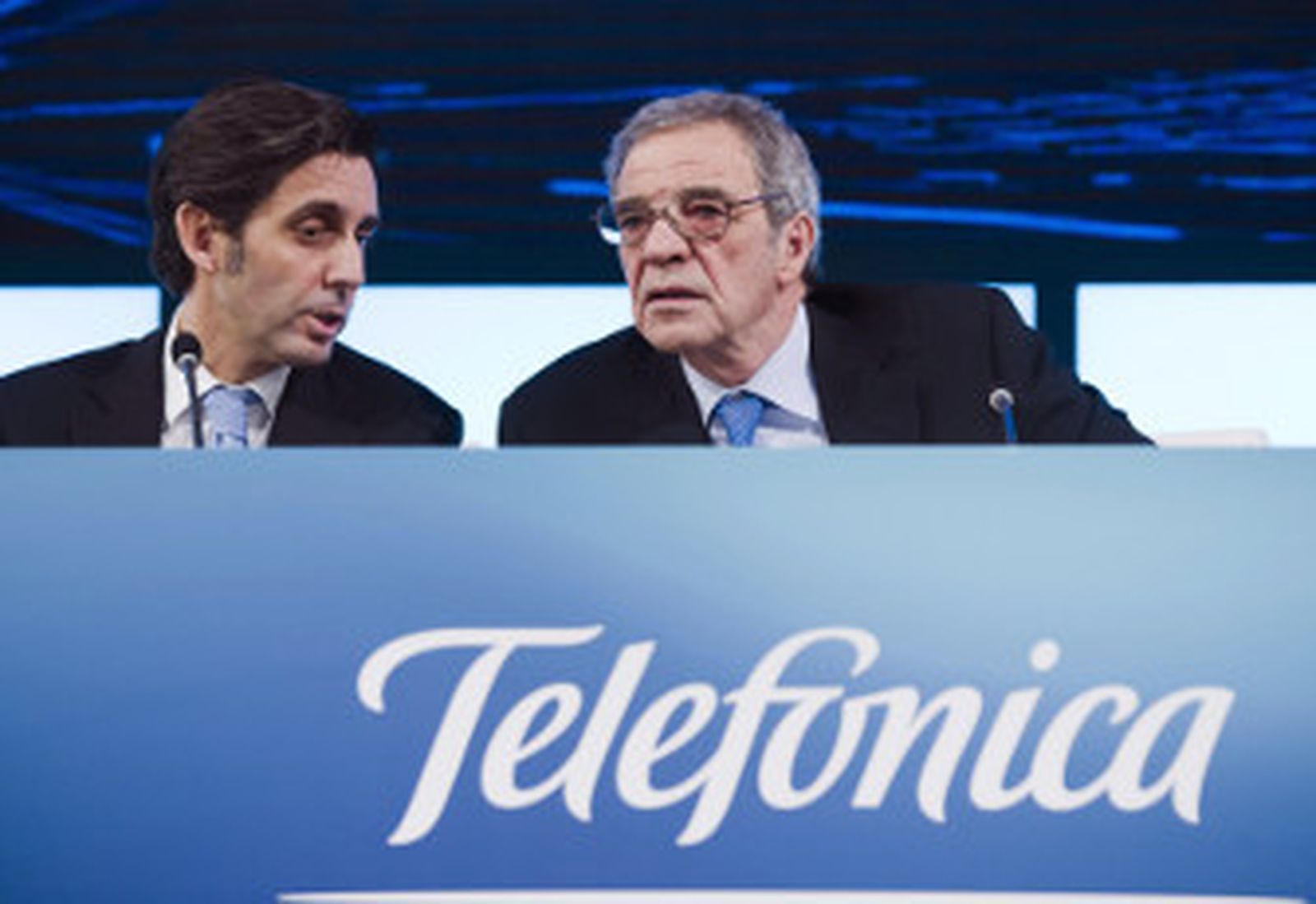Alierta deja la presidencia de Telefónica