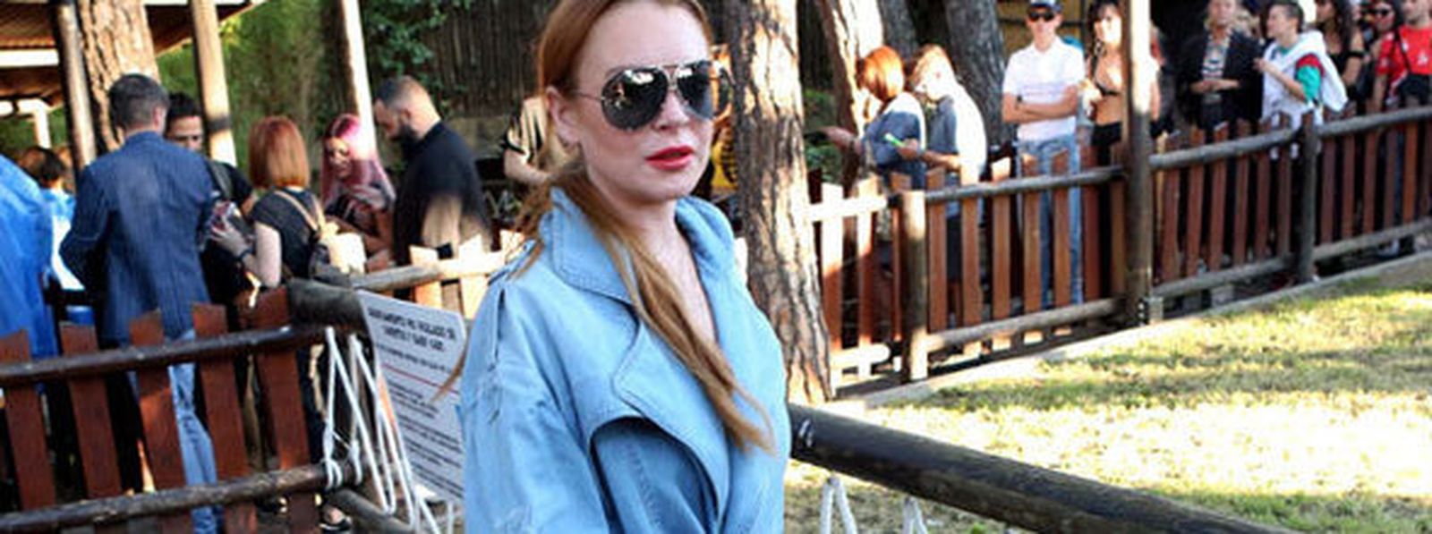 Lindsay Lohan en la entrada previa al desfile de María Ke Fisherman. / EFE