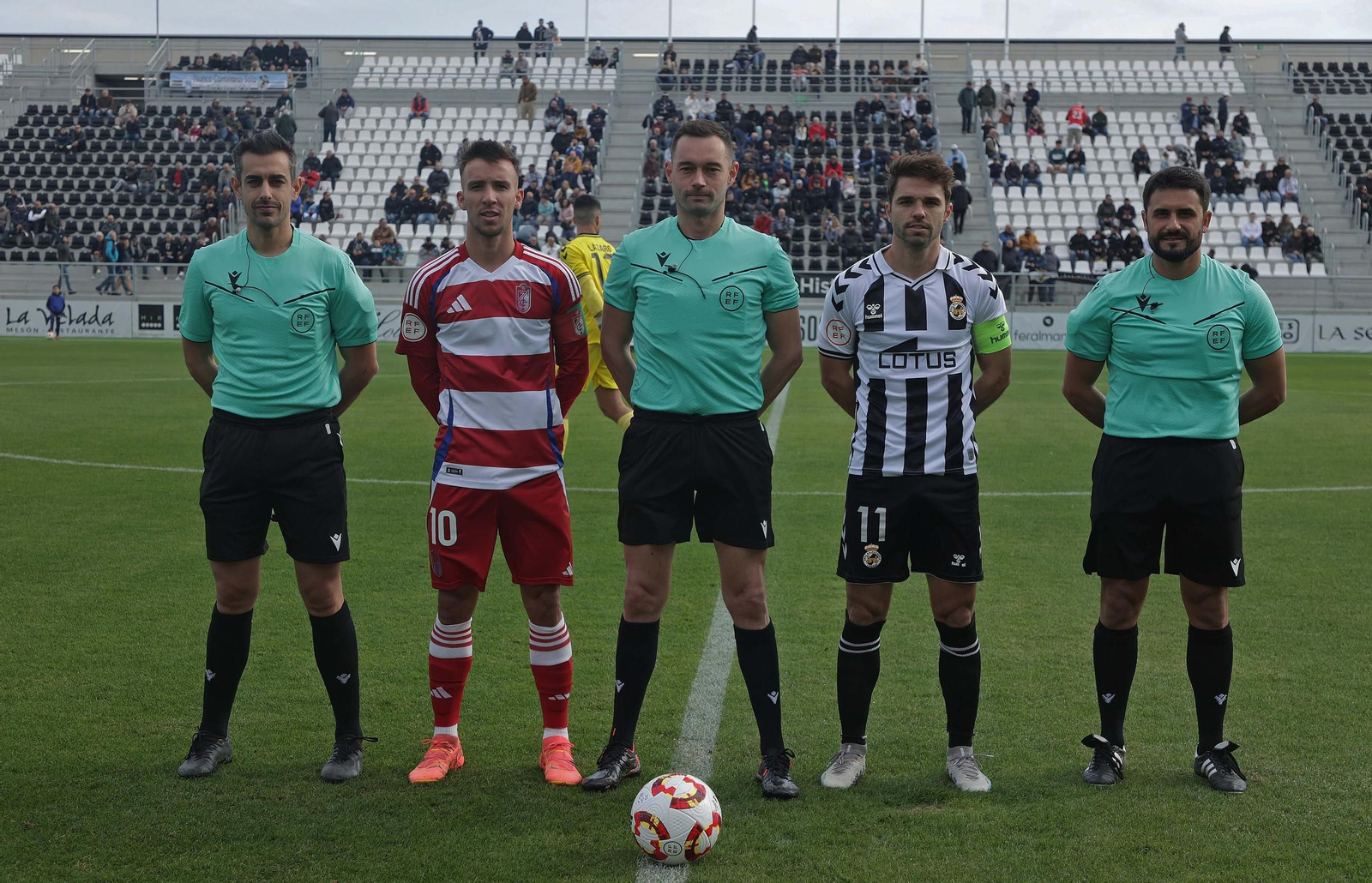 Las mejores fotos del Balona - Recreativo de Granada de Segunda Federación