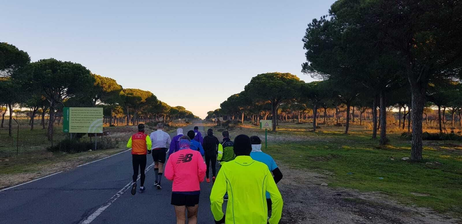 El grupo de corredores.