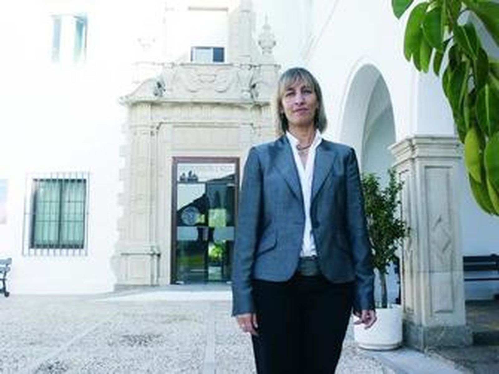 Llanos Mora, vicerrectora de Investigación y Tecnología de la Comunicación de la UNIA.