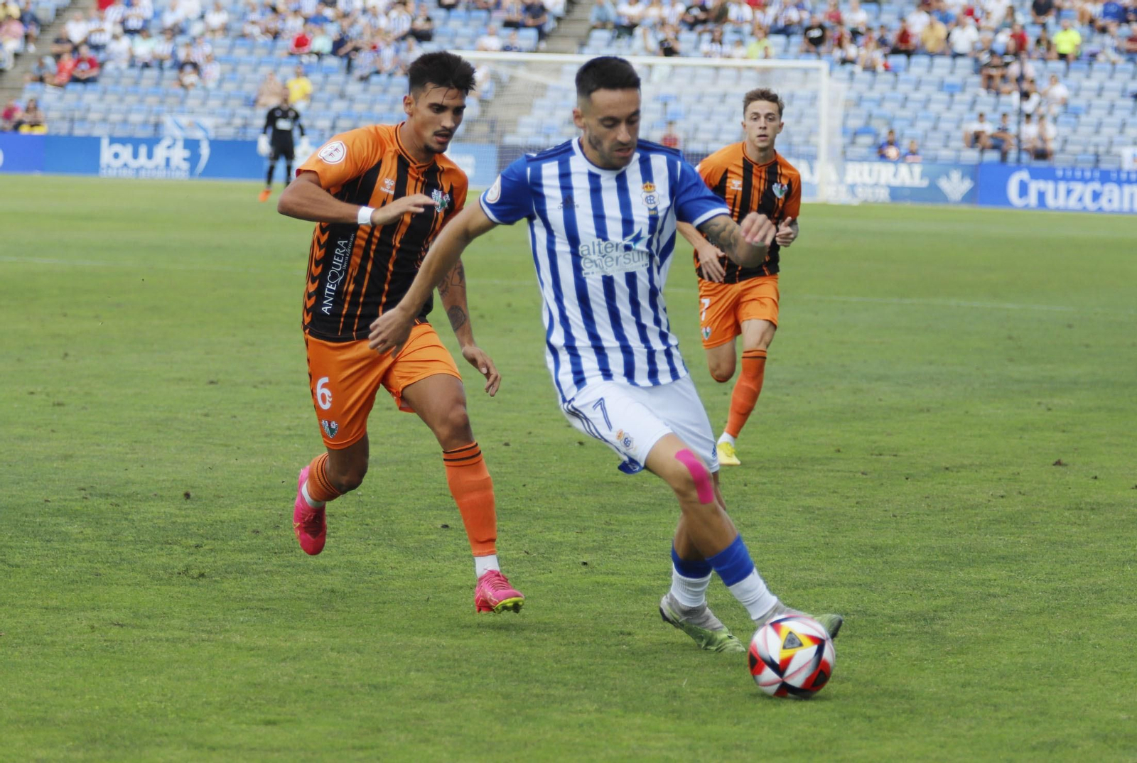 Imágenes del encuentro entre el Recreativo de Huelva y el Antequera CF