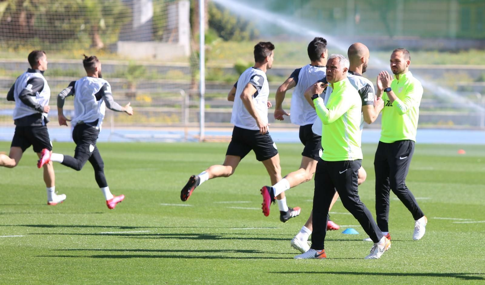 Las fotos del primer entrenamiento de Aarón Ñíguez