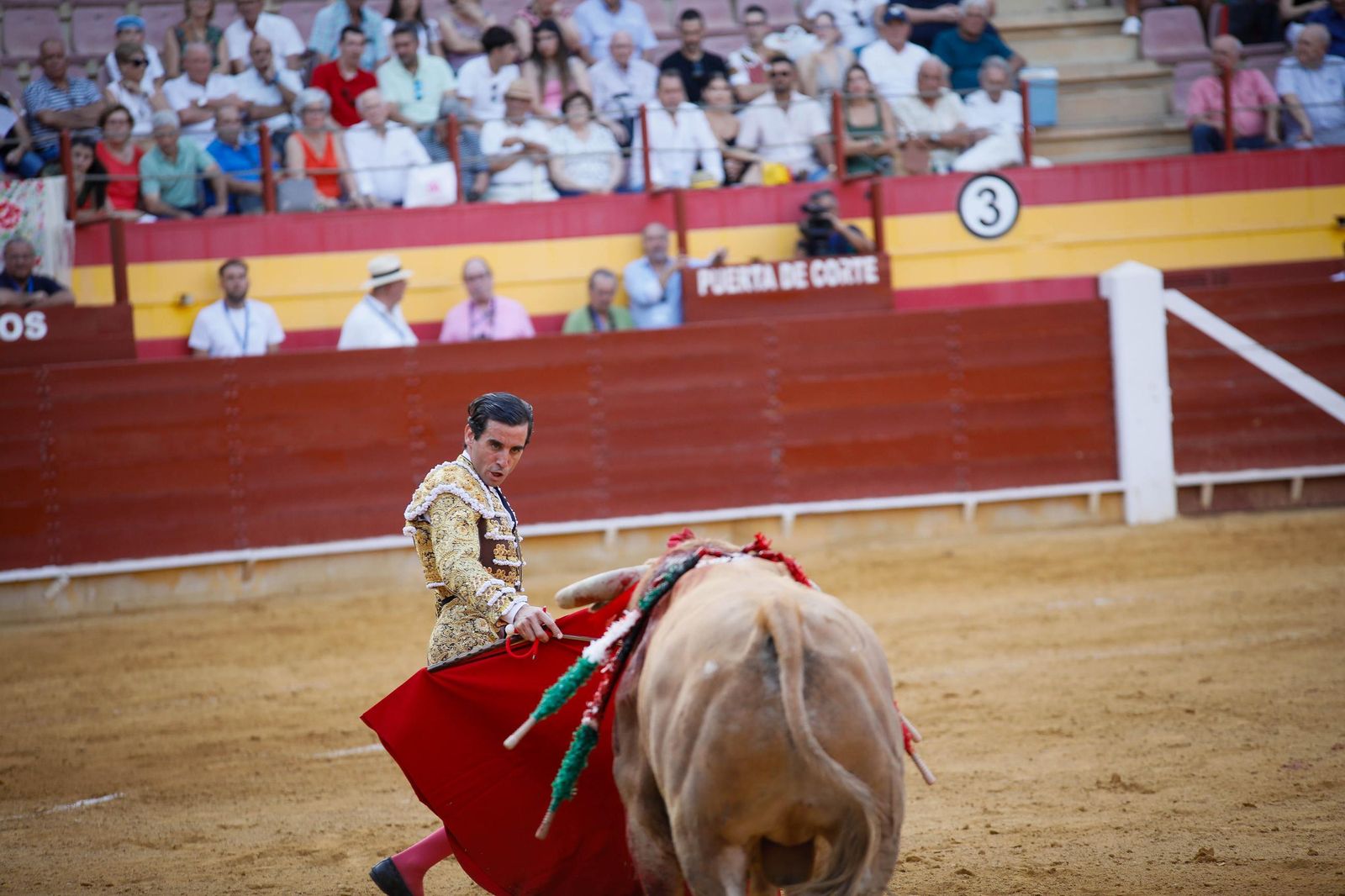 Imágenes de la corrida de toros en Roquetas de Mar