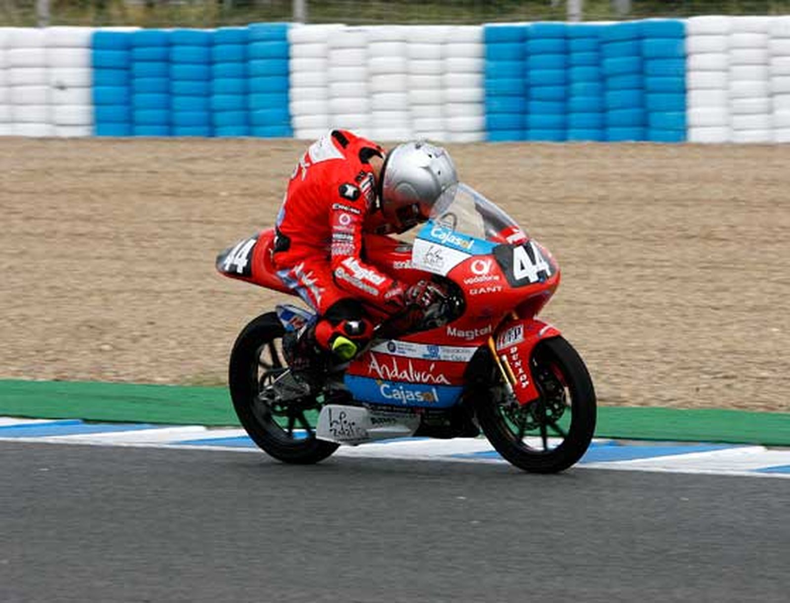 Iván Moreno acaba 3º tras la descalificación de Coghlan mientras que el arcense Antonio Gallardo se retira

Foto: Pascual