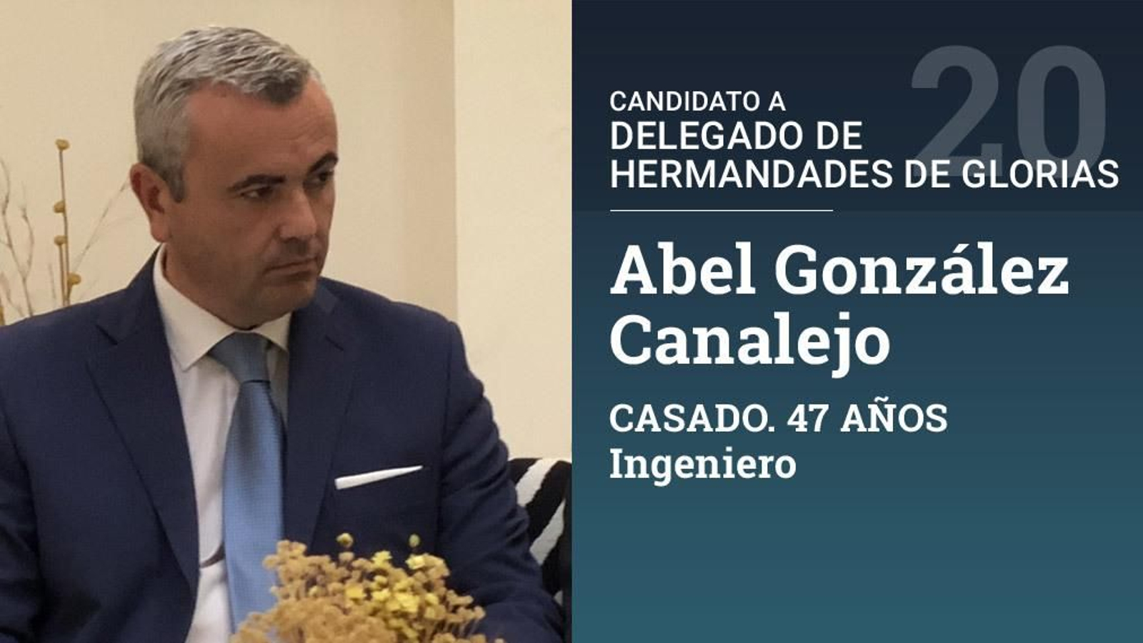 Pertenece a la hermandad del Carmen de San Gil, donde ha ocupado distintos puestos de responsabilidad. Fue pregonero de las Glorias en 2011.