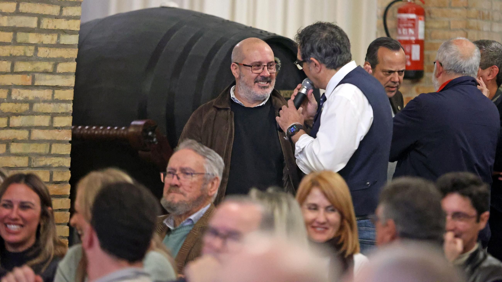 Las fotos de la presentación de 'Sorbos de sacristía', la obra póstuma de Juan Pedro Simó