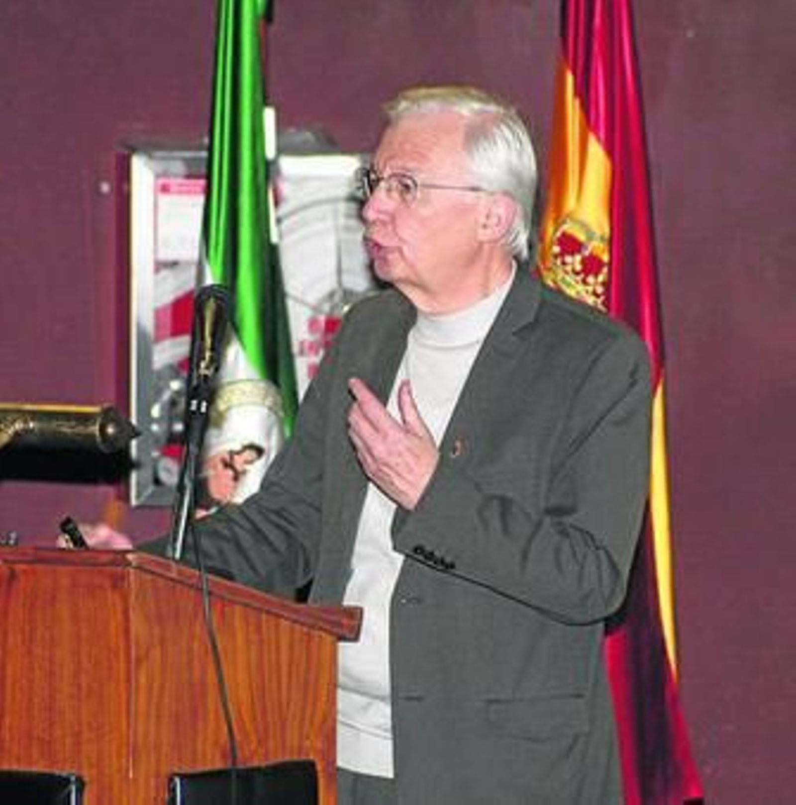 Jean Marie Lehn, durante su conferencia.