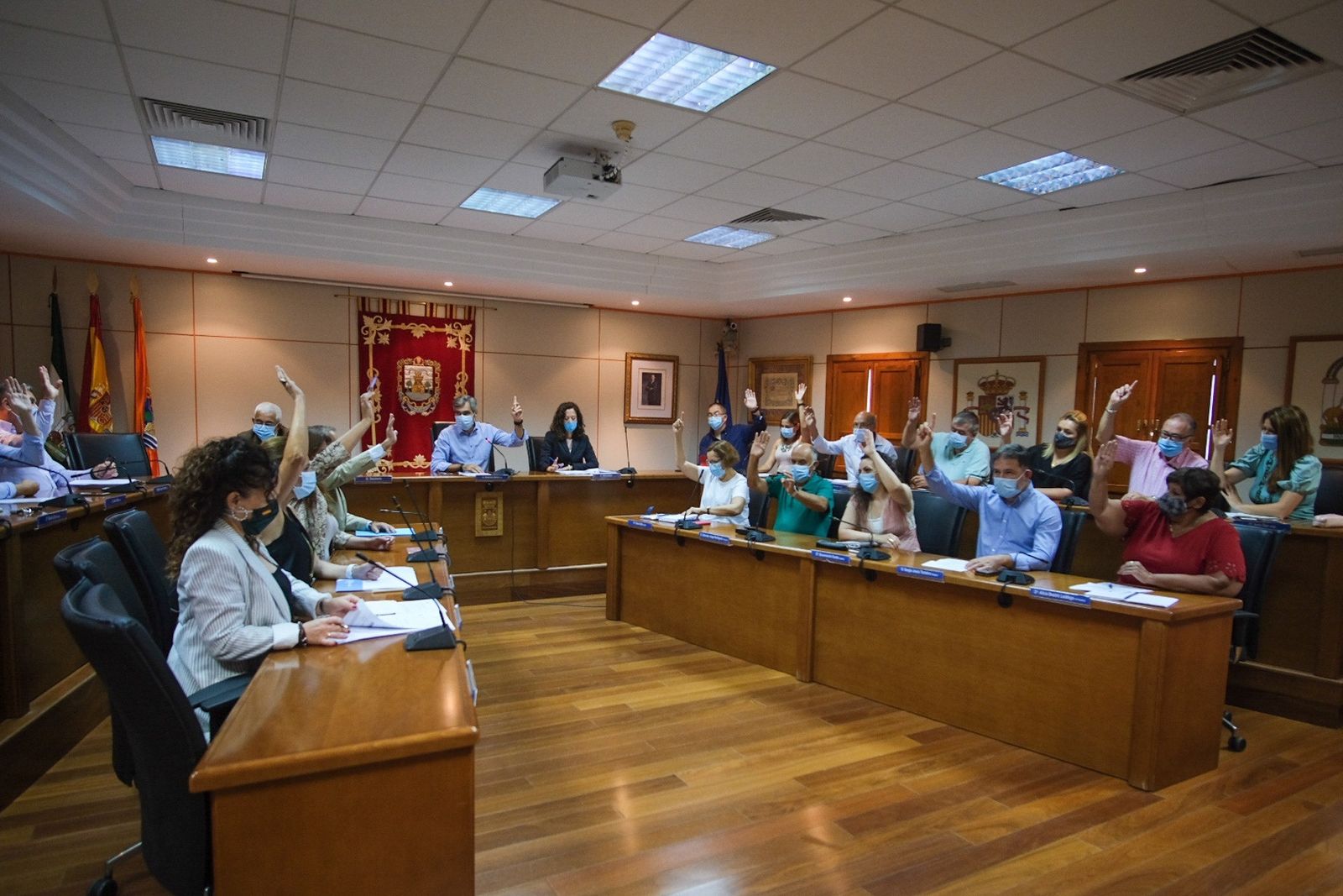 Vista general del Pleno del Ayuntamiento de Benalmádena.