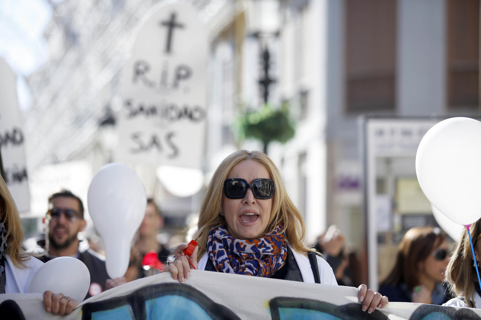 La marea blanca, en Málaga
