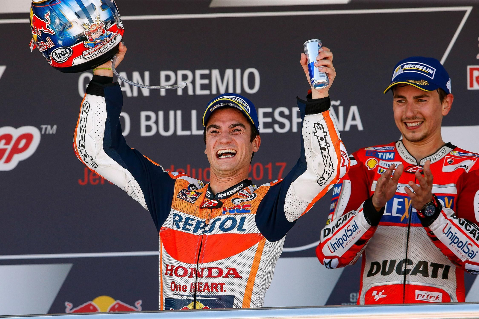 Dani Pedrosa celebra exultante su última victoria en Jerez en el GP de España de 2017.