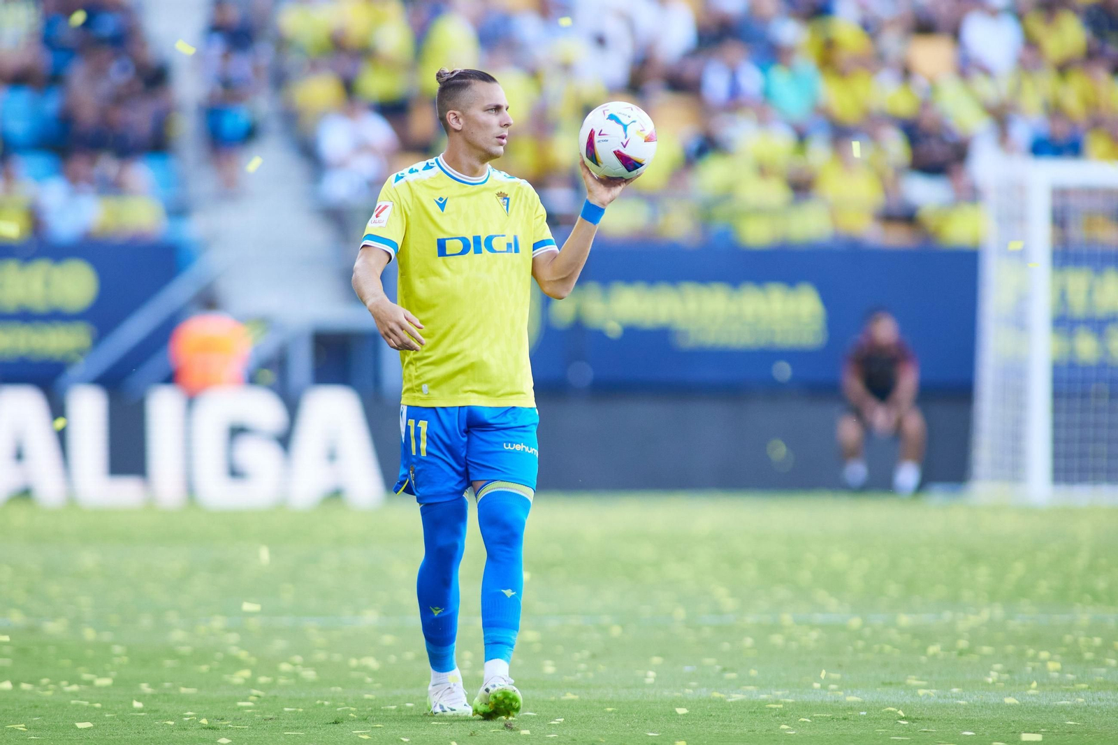 Ivan Alejo en un partido del Cádiz.