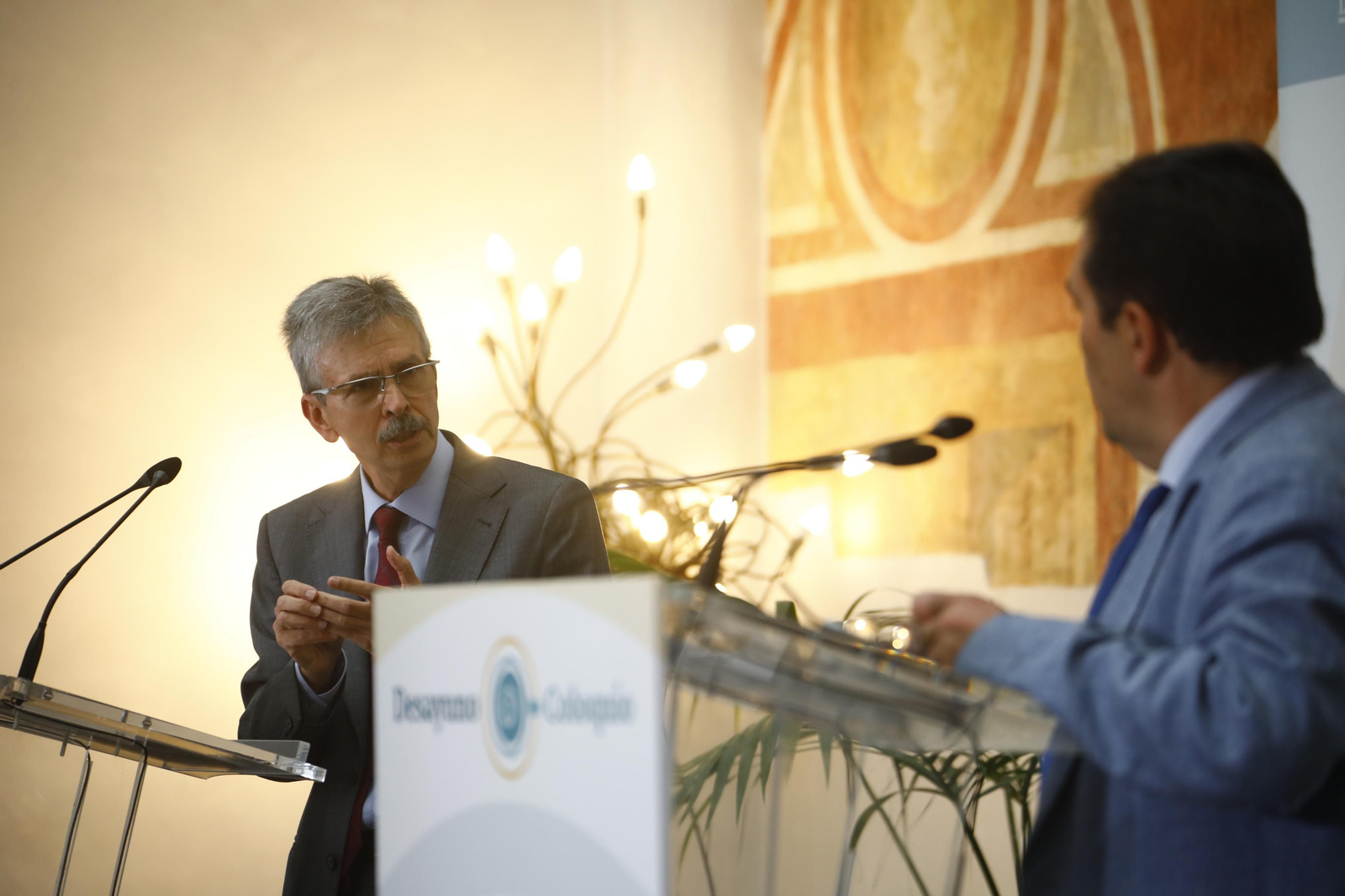 El desayuno-coloquio de El Día con el presidente de Enresa, José Luis Navarro, en imágenes