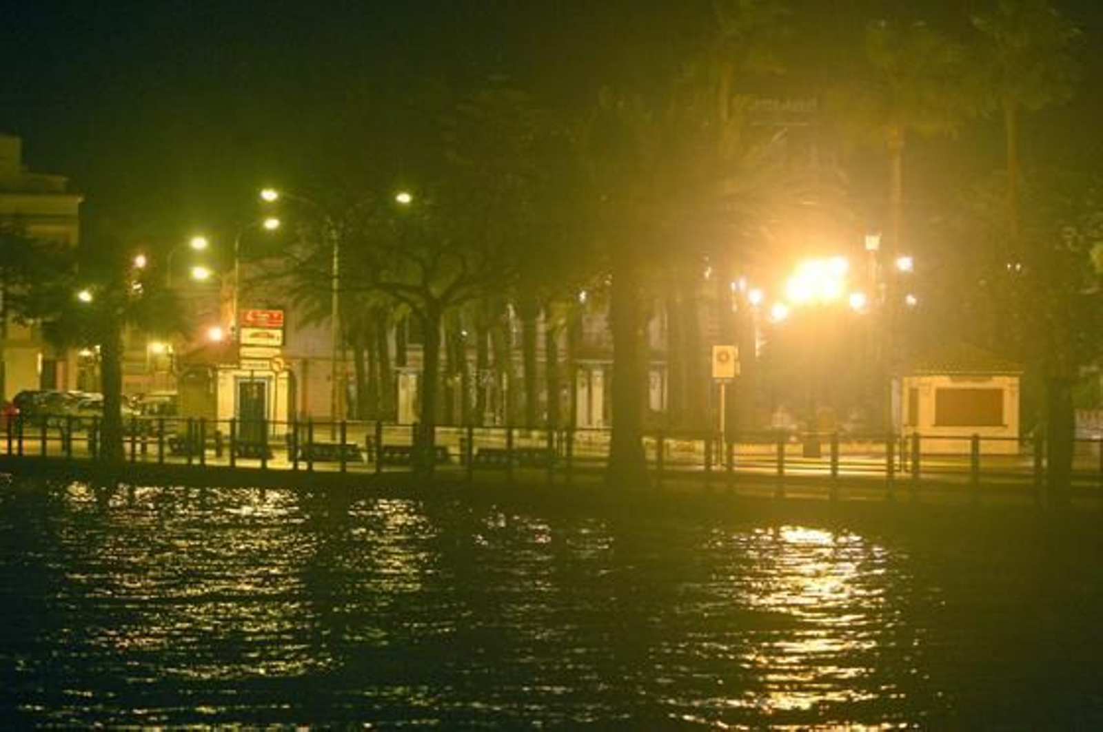 Aspecto de la dársena del Paseo de la Ribera, en Ayamonte.