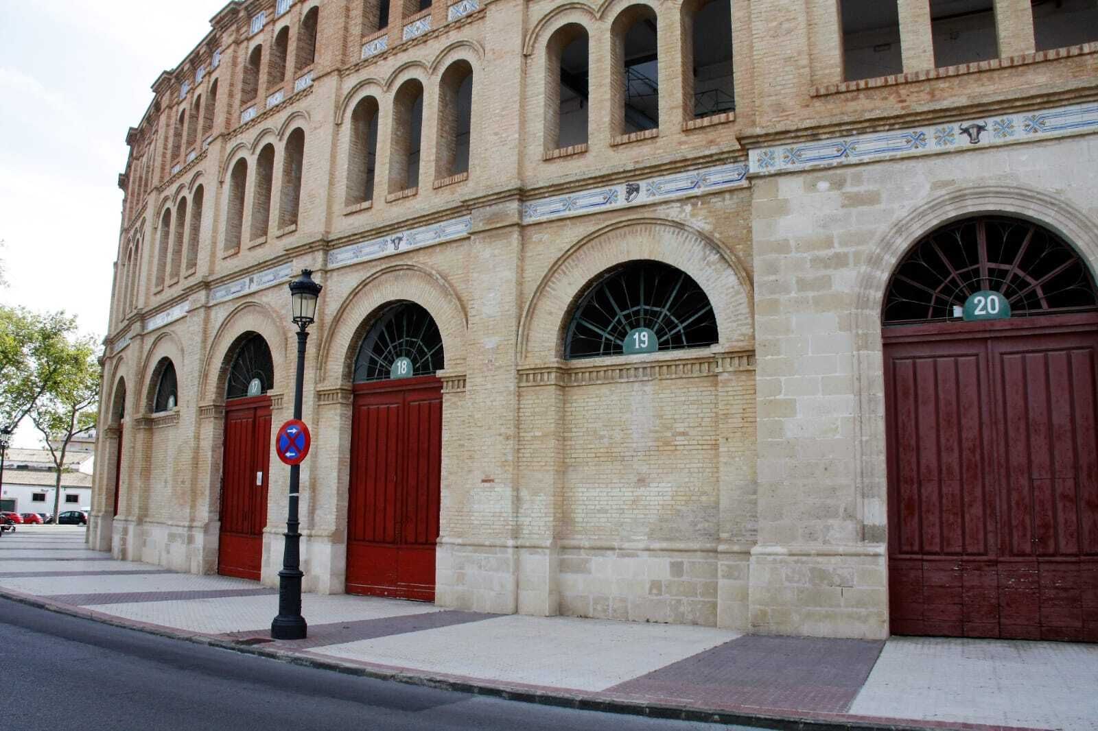 Una imagen de los bodegones a los que se ha trasladado el Consejo Local de Hermandades y Cofradías de El Puerto.
