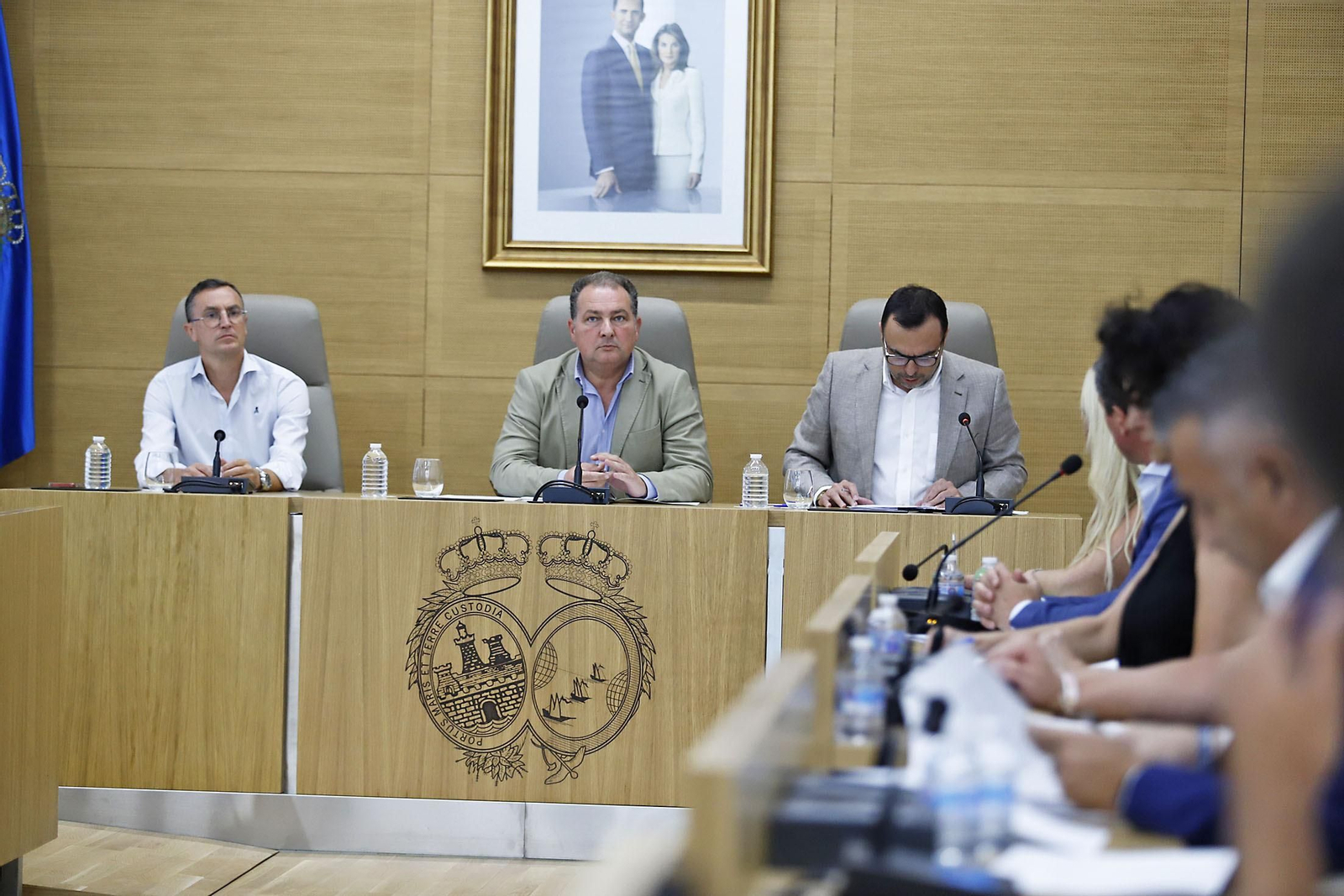 Imágenes del Pleno Extraordinario en la Diputación