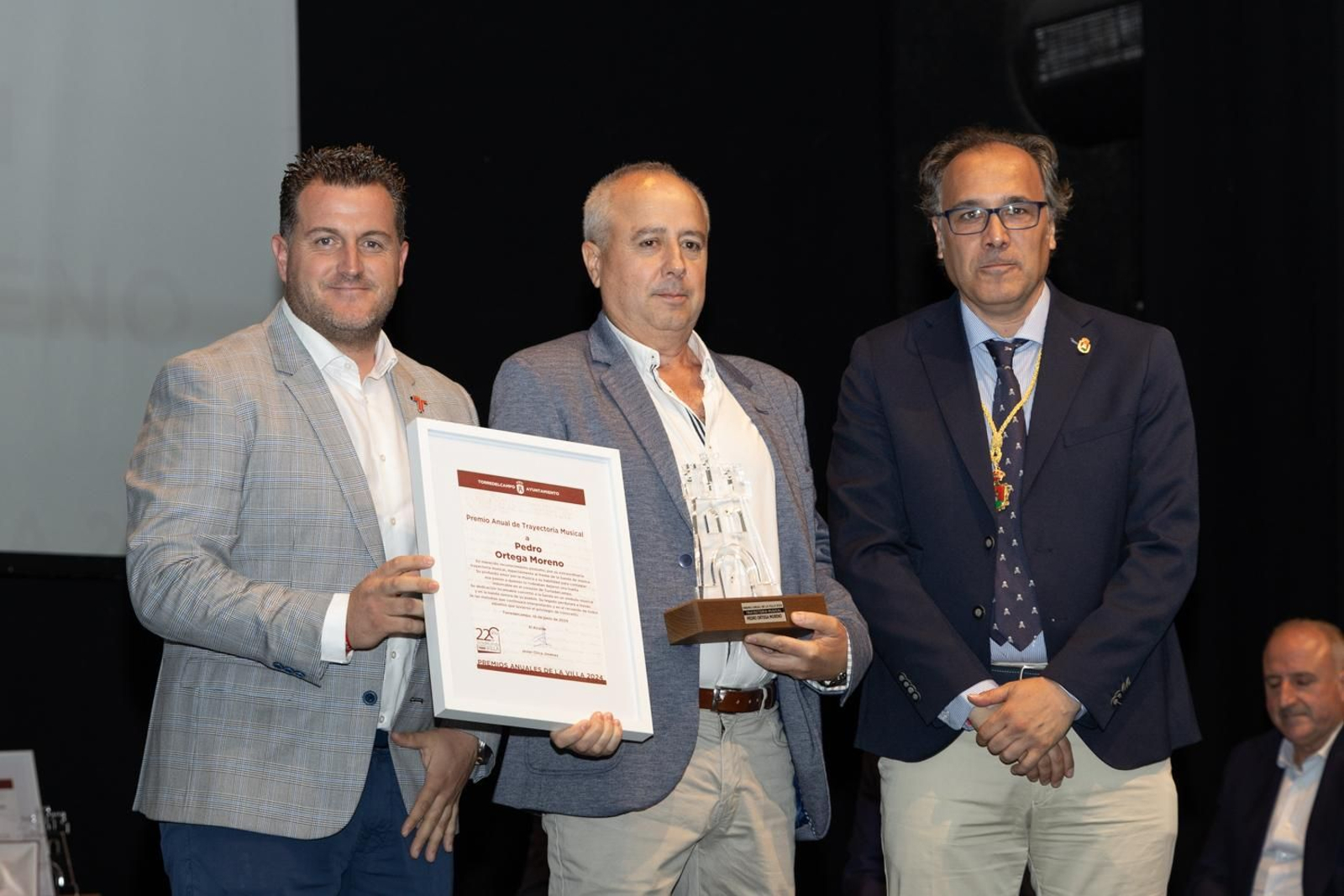 Estas son las imágenes de la entrega de los Premios Villa de Torredelcampo 2024