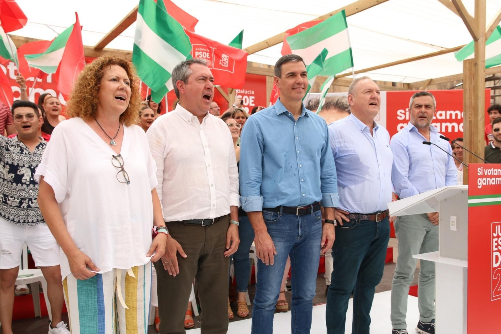 Juan Espadas comienza la campaña electoral con Pedro Sánchez, en imágenes