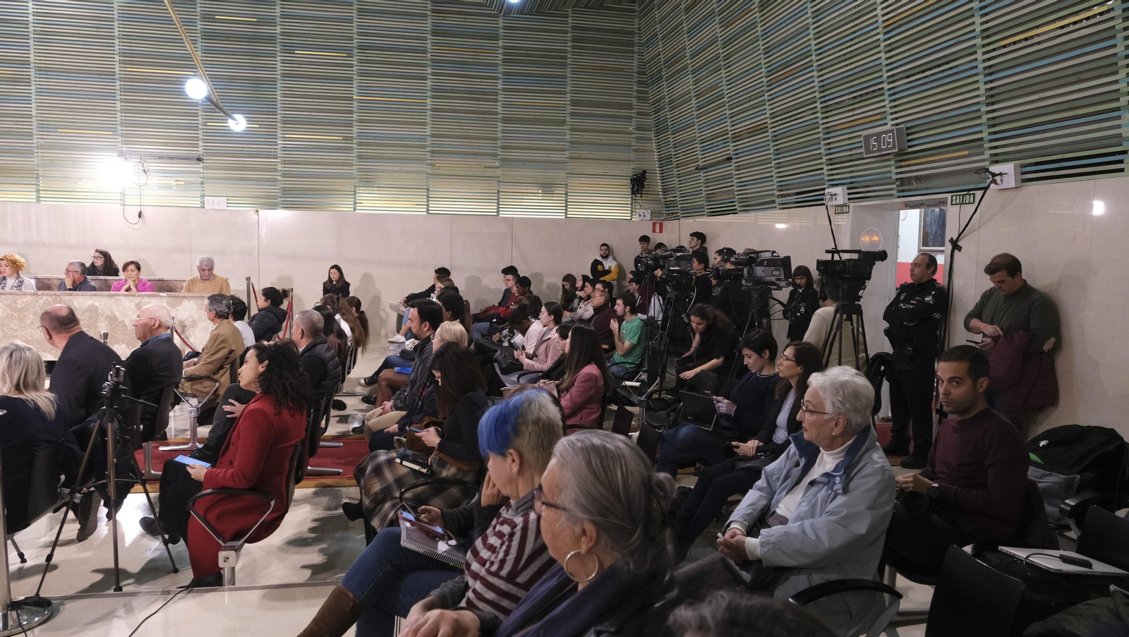 Imágenes del Pleno del Ayuntamiento de Almería sobre el estado de la Ciudad