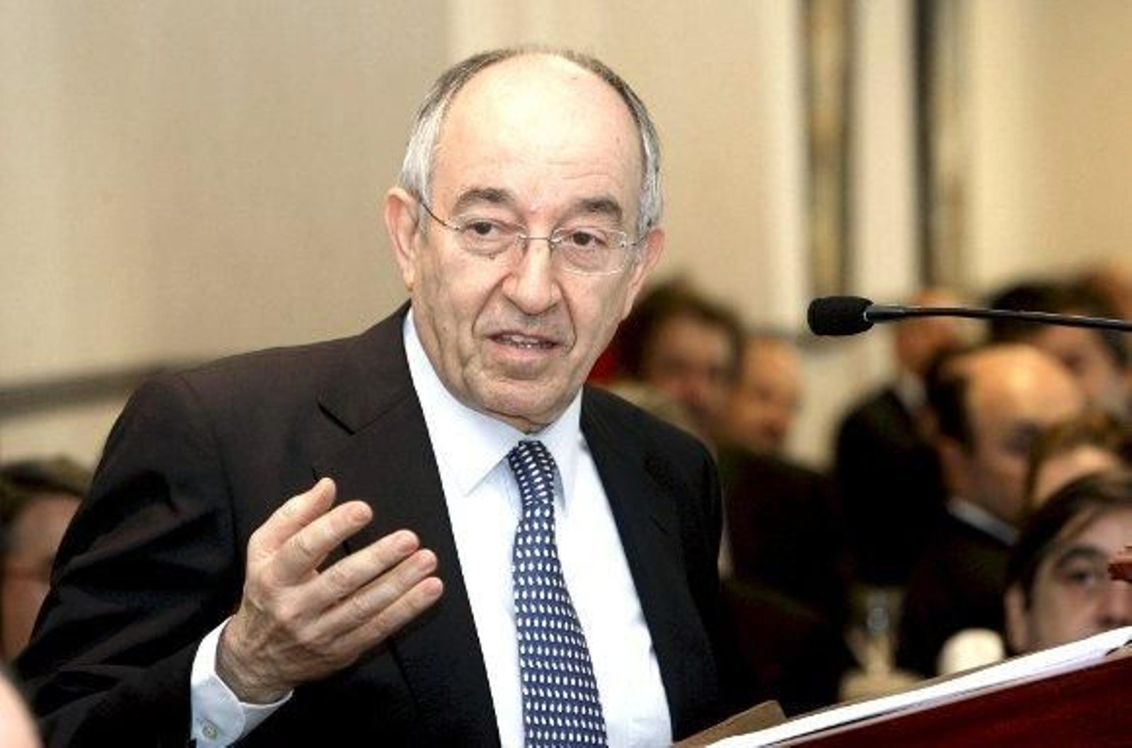 El Banco de España reclama al Gobierno un plan alternativo por si la economía empeora