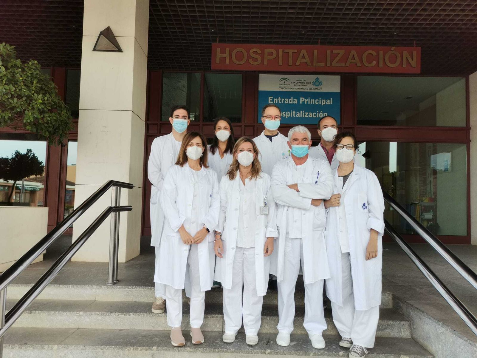 Personal de la Unidad de Oftalmología del hospital sevillano.