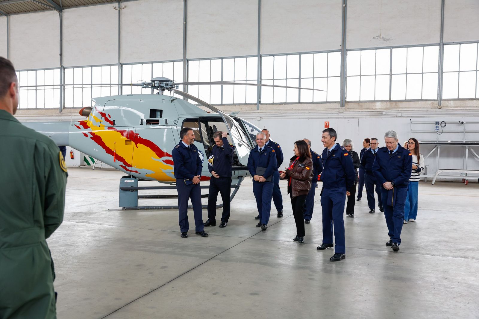 El Gobierno de España dice no a Donald Trump: rechaza dar apoyo militar a la intervención de EEUU en Irán desde Morón y Rota