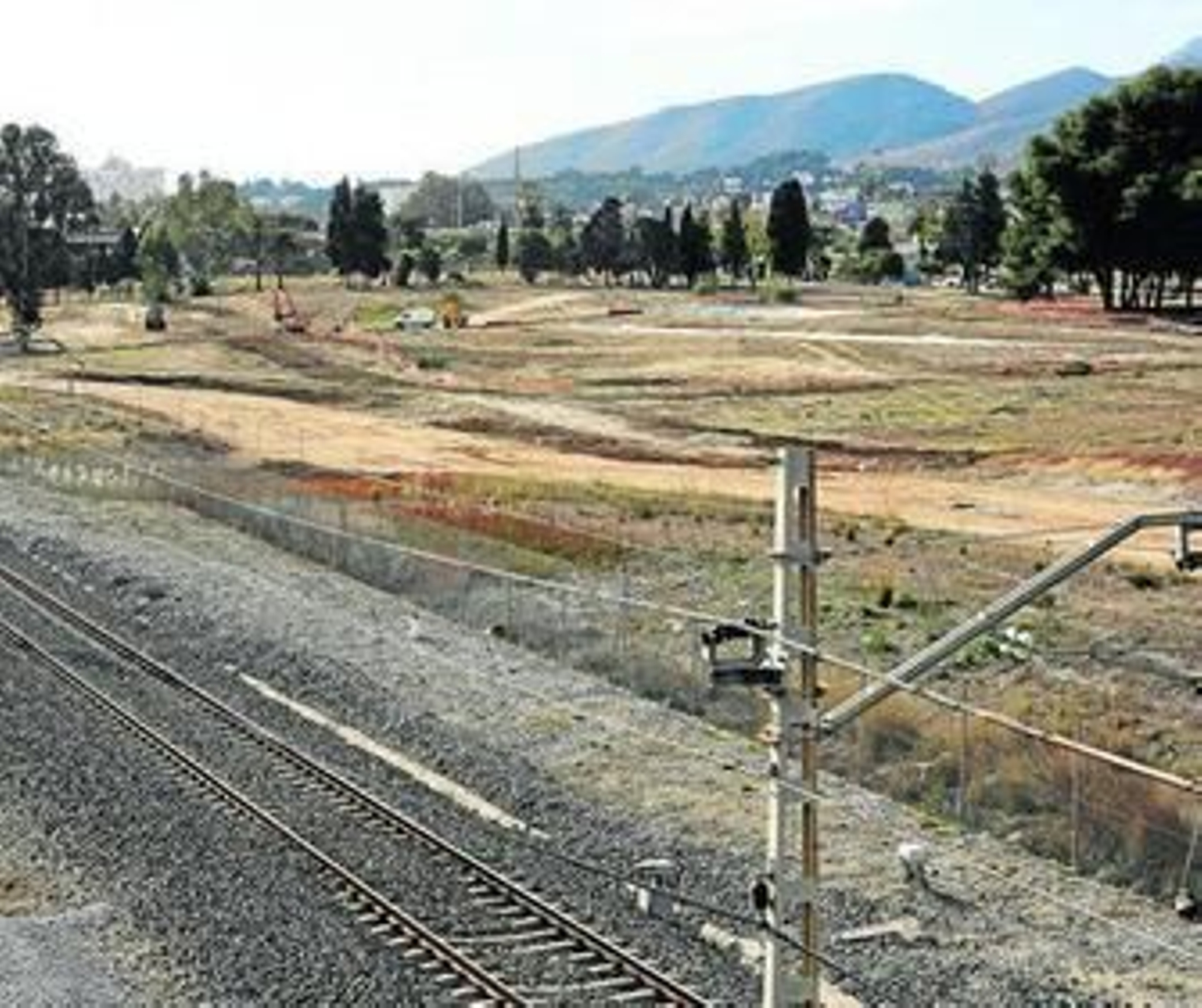Vista de los terrenos del antiguo Campamento Benítez. Vista de los terrenos del antiguo Campamento Benítez.