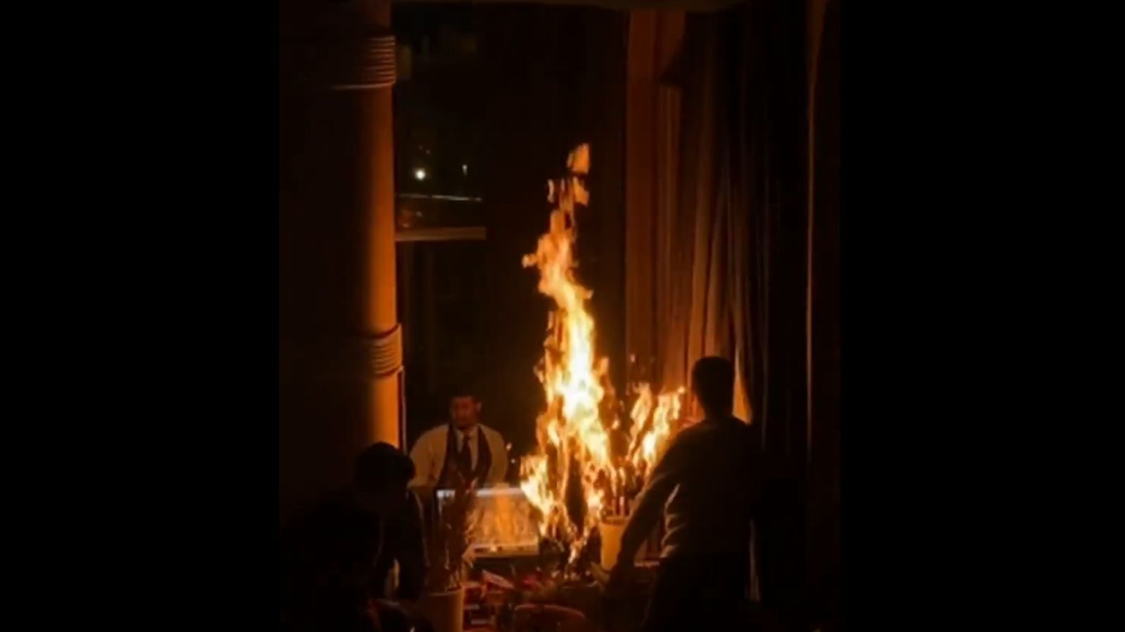 Una bengala provoca un conato de incendio en un restaurante de Madrid