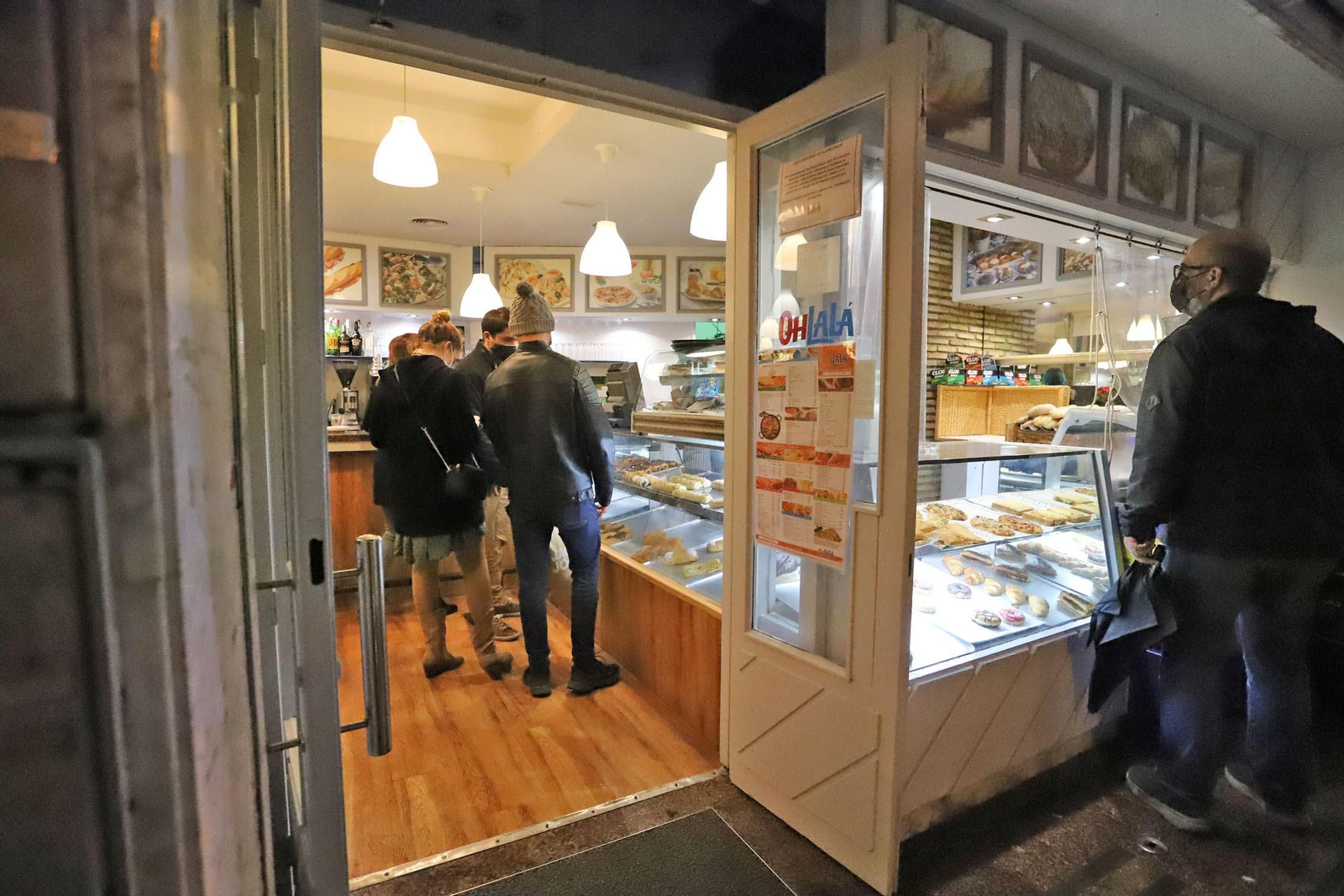 Primer sábado con las nuevas medidas en la hostelería.