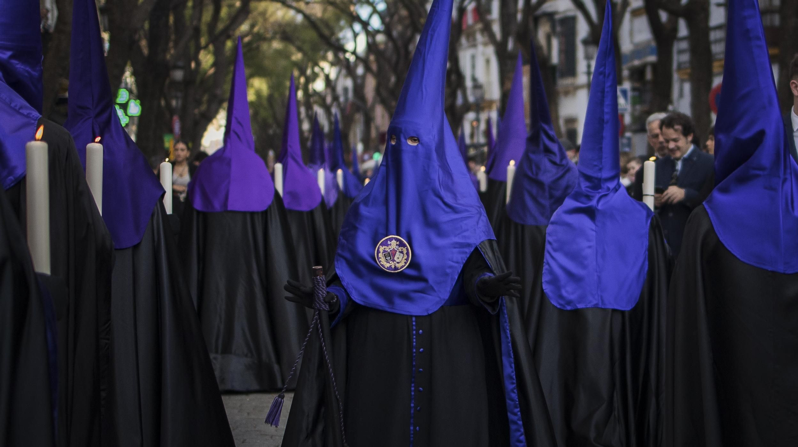 Imágenes de la Hermandad de la Soledad en el Viernes Santo de Jerez 2025