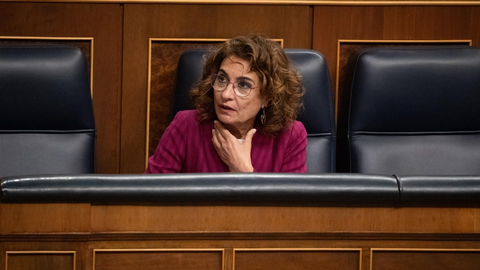 La vicepresidenta primera y ministra de Hacienda, María Jesús Montero, en el Congreso de los Diputados