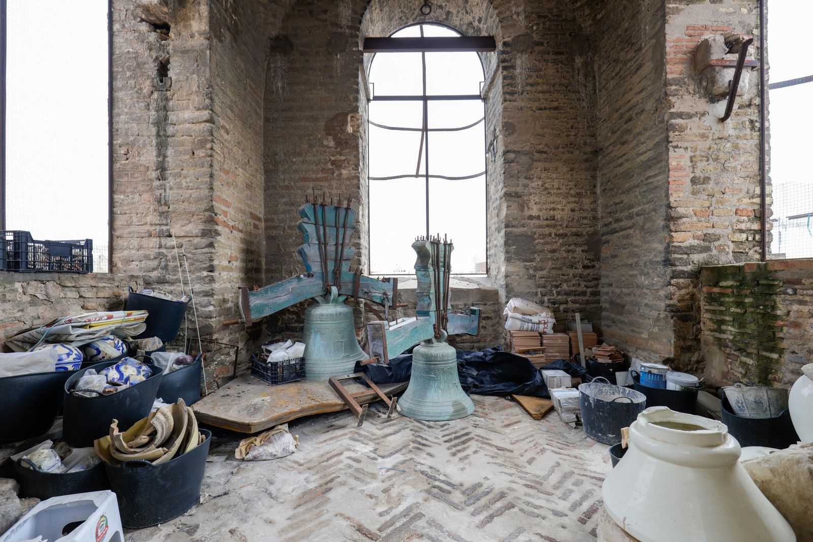 Las imágenes de la visita a las cubiertas de la Iglesia de la Anunciación