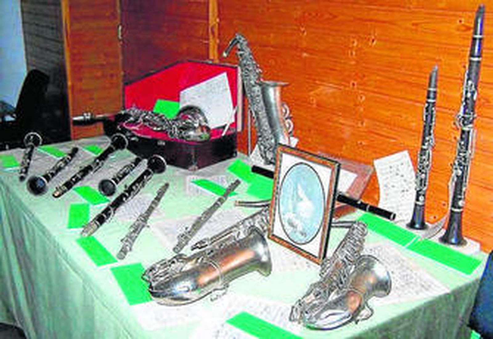 Expositor de instrumentos antiguos.