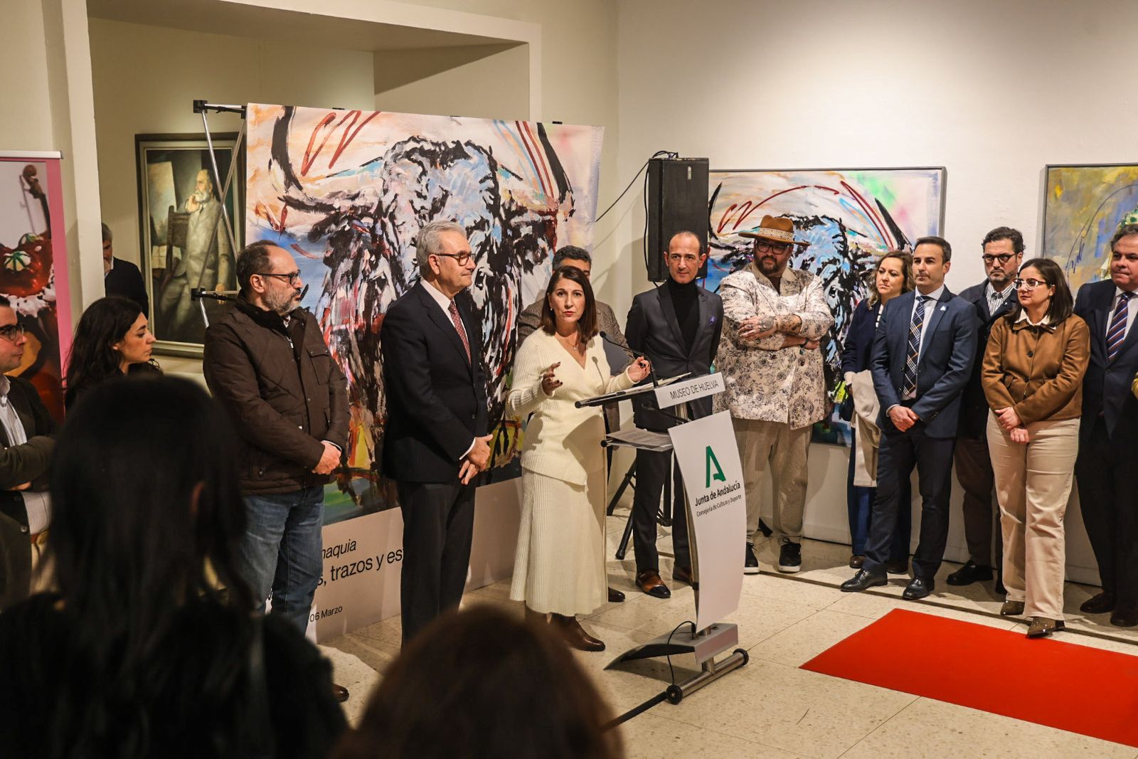 Fotografías de la exposición de ámbito taurino 'Miradas, trazos y estilo'. En el Museo de Huelva