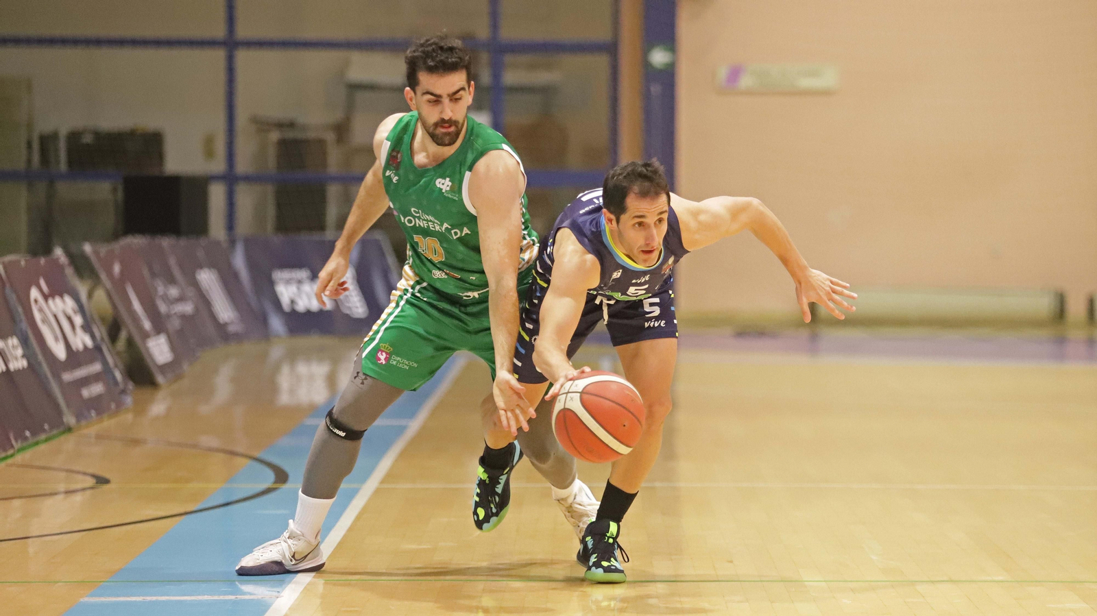 Javi Fernández, la pasada temporada con Udea.