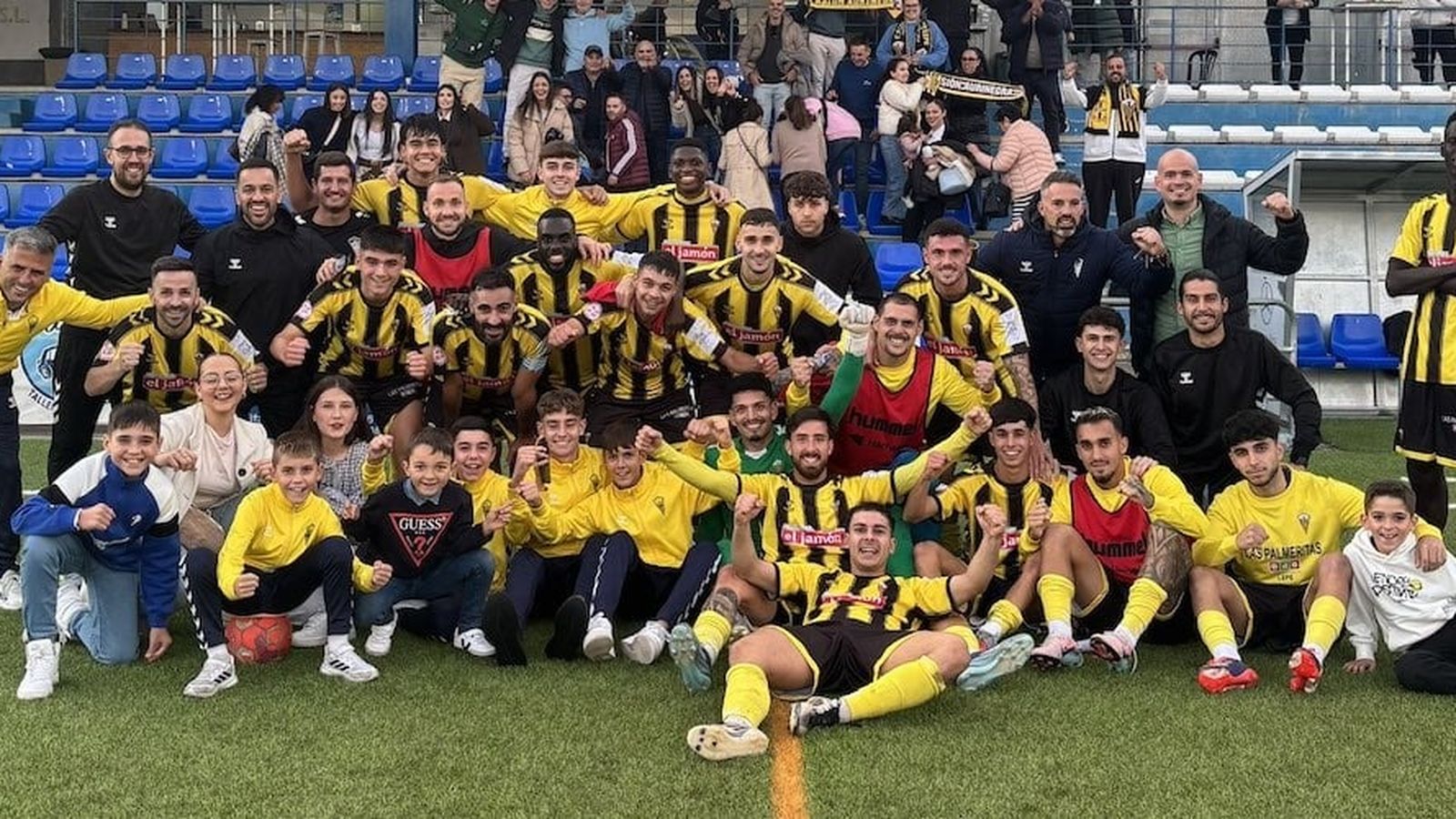 El San Roque de Lepe, que viene creciendo, celebra su triunfo sobre el Córdoba B