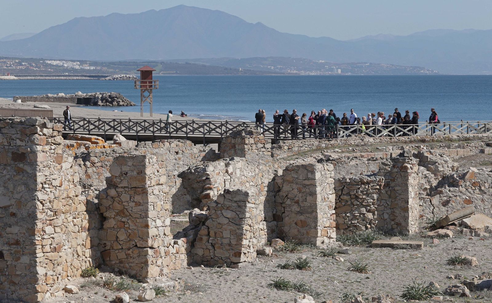 Una visita guiada al Fuerte de Santa Bárbara.