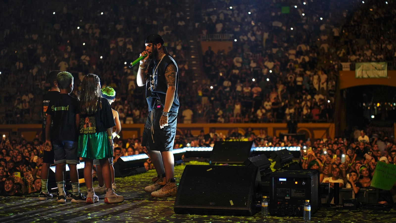 El concierto de JC Reyes en el Cabaret Festival de Algeciras, en imágenes