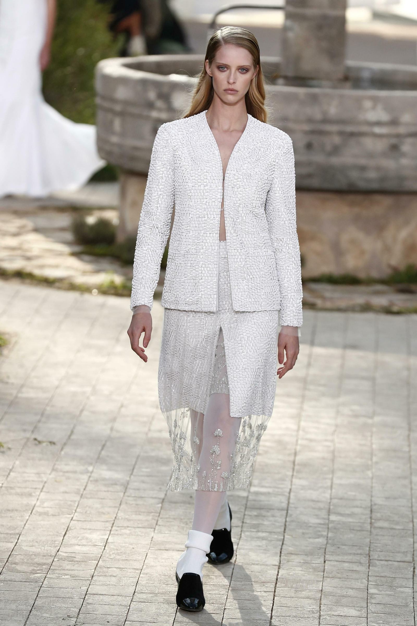 El desfile completo en fotos de Chanel el la Semana de la Alta Costura de París S/S 2020