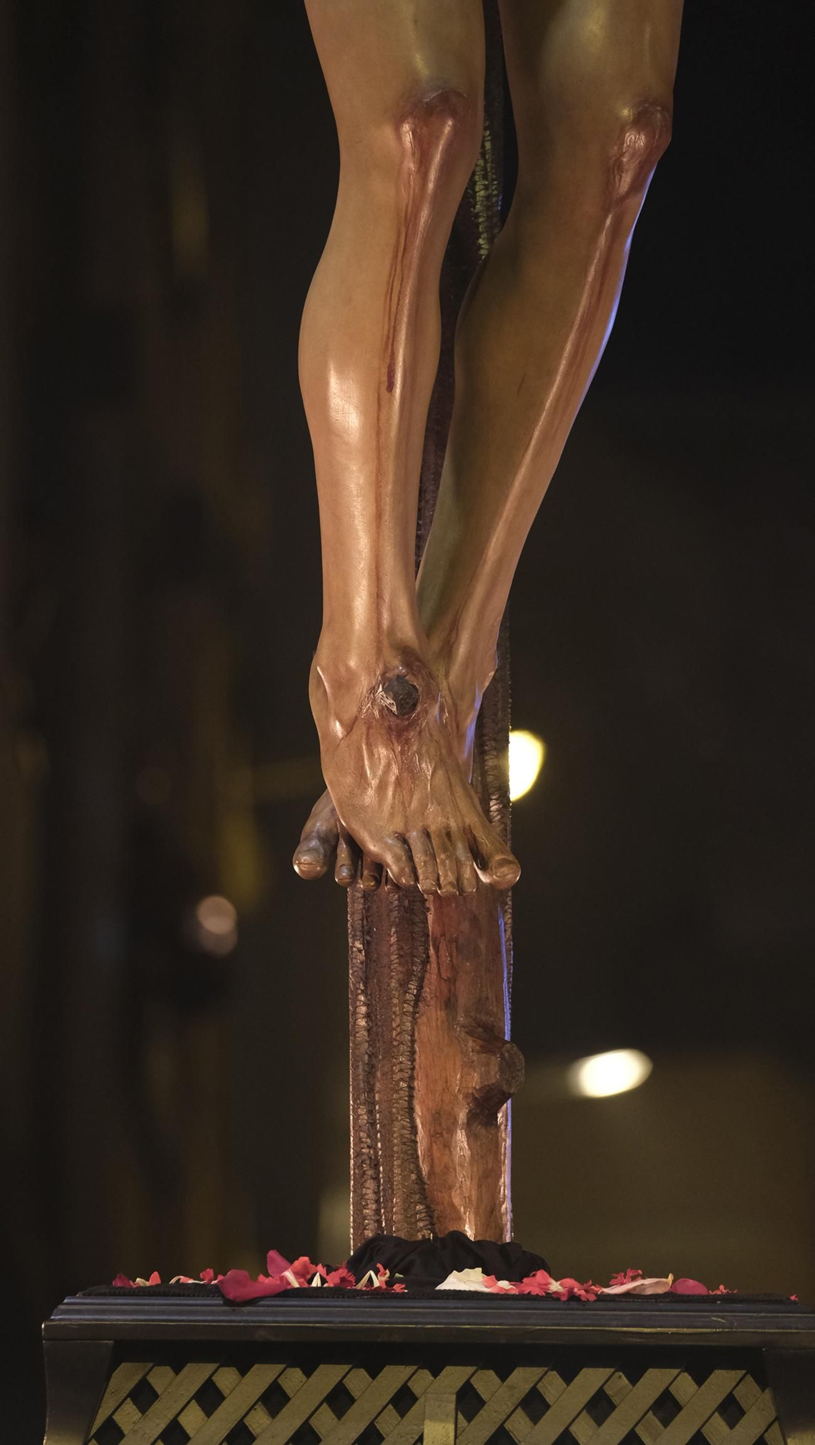 Procesión del Perdón en Almería, en imágenes