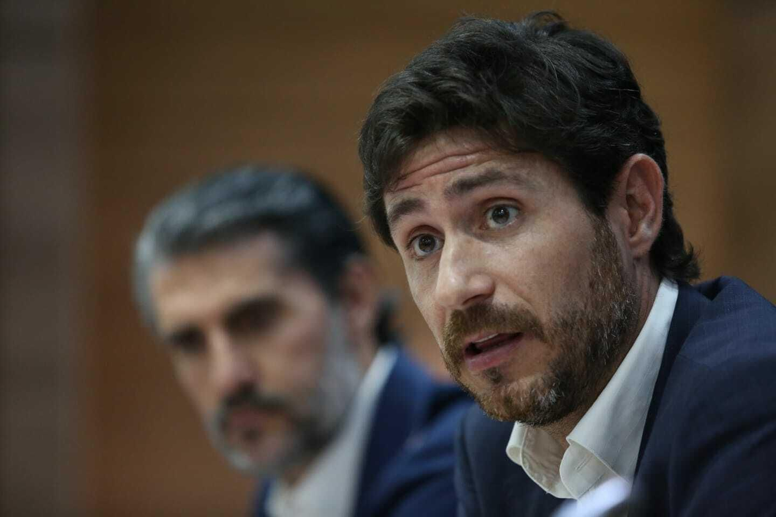 Las fotos de la presentación de Víctor con el Málaga