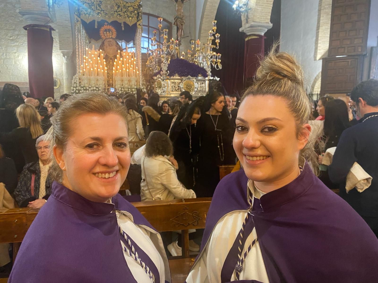 En imágenes: La Expiración trae de vuelta la ilusión de los cofrades jiennenses